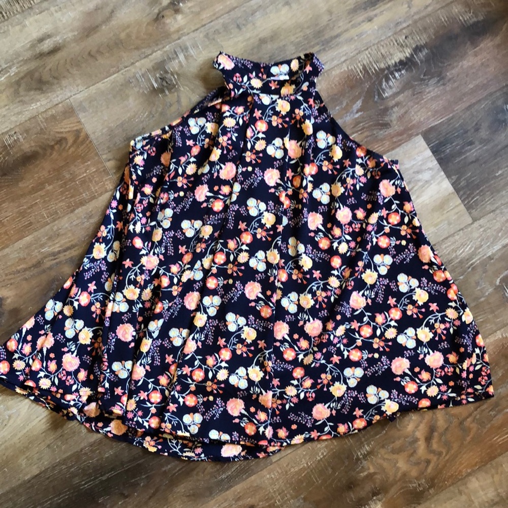Floral top
